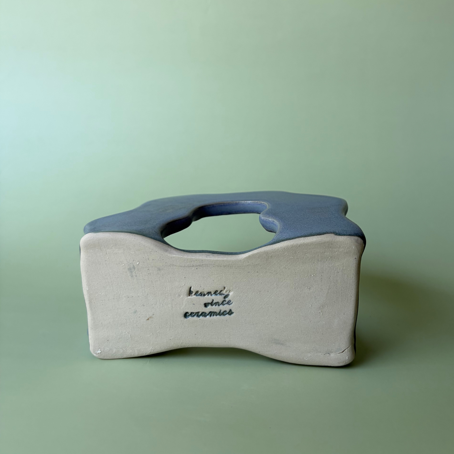 Wavy Napkin Holder in Storm (1)