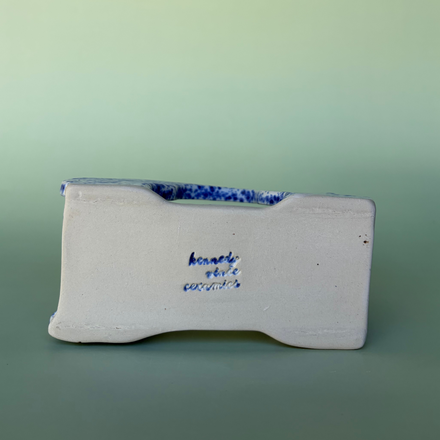 Wavy Napkin Holder in Nimbus (3)