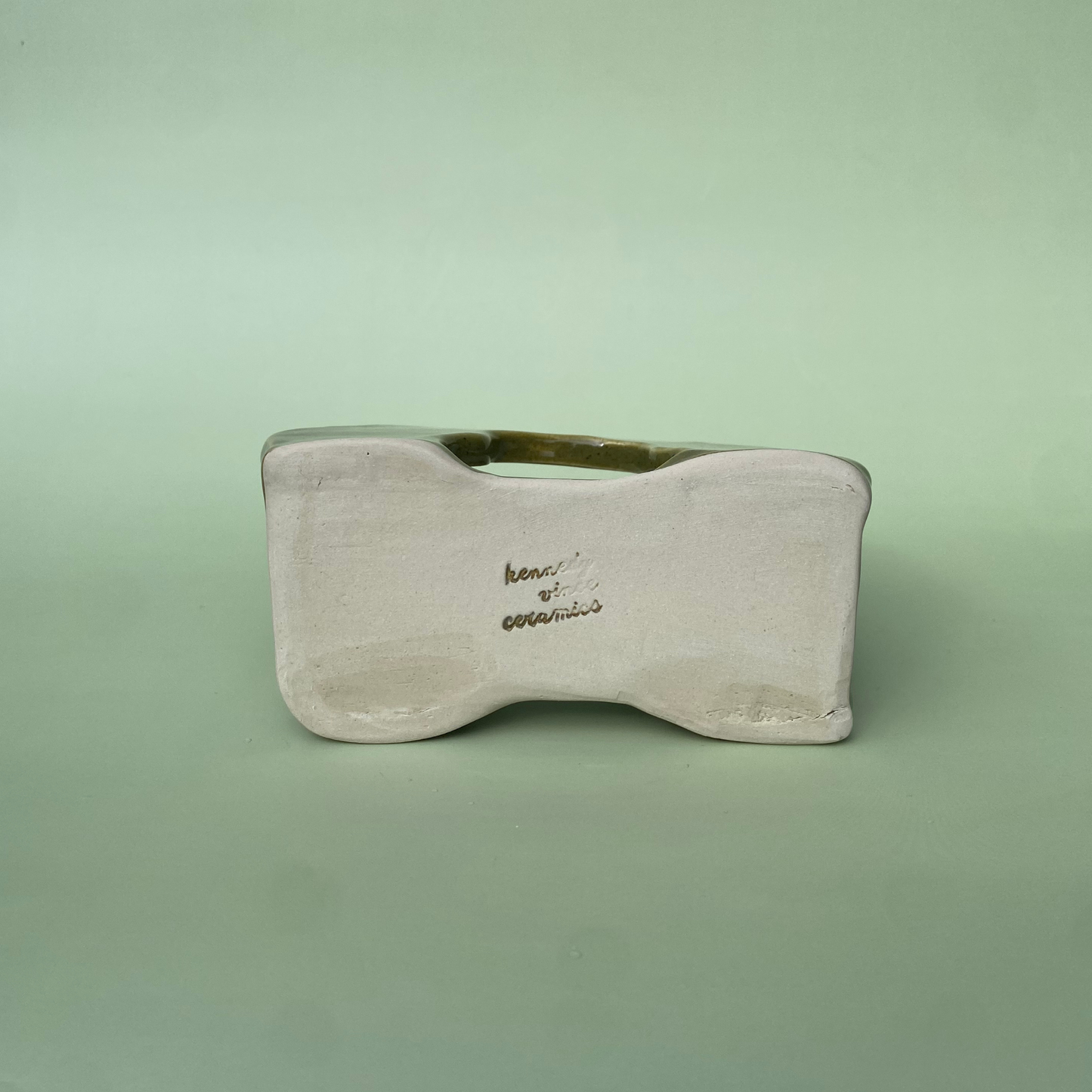 Wavy Napkin Holder in Capers (2)