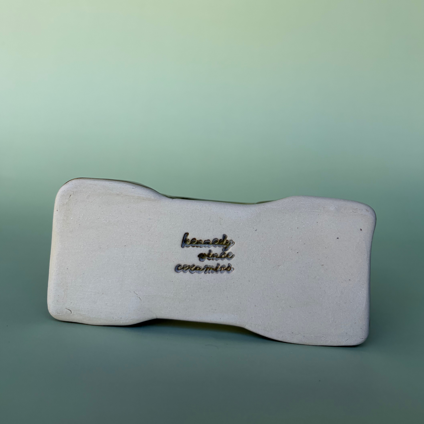 Wavy Napkin Holder in Capers (3)