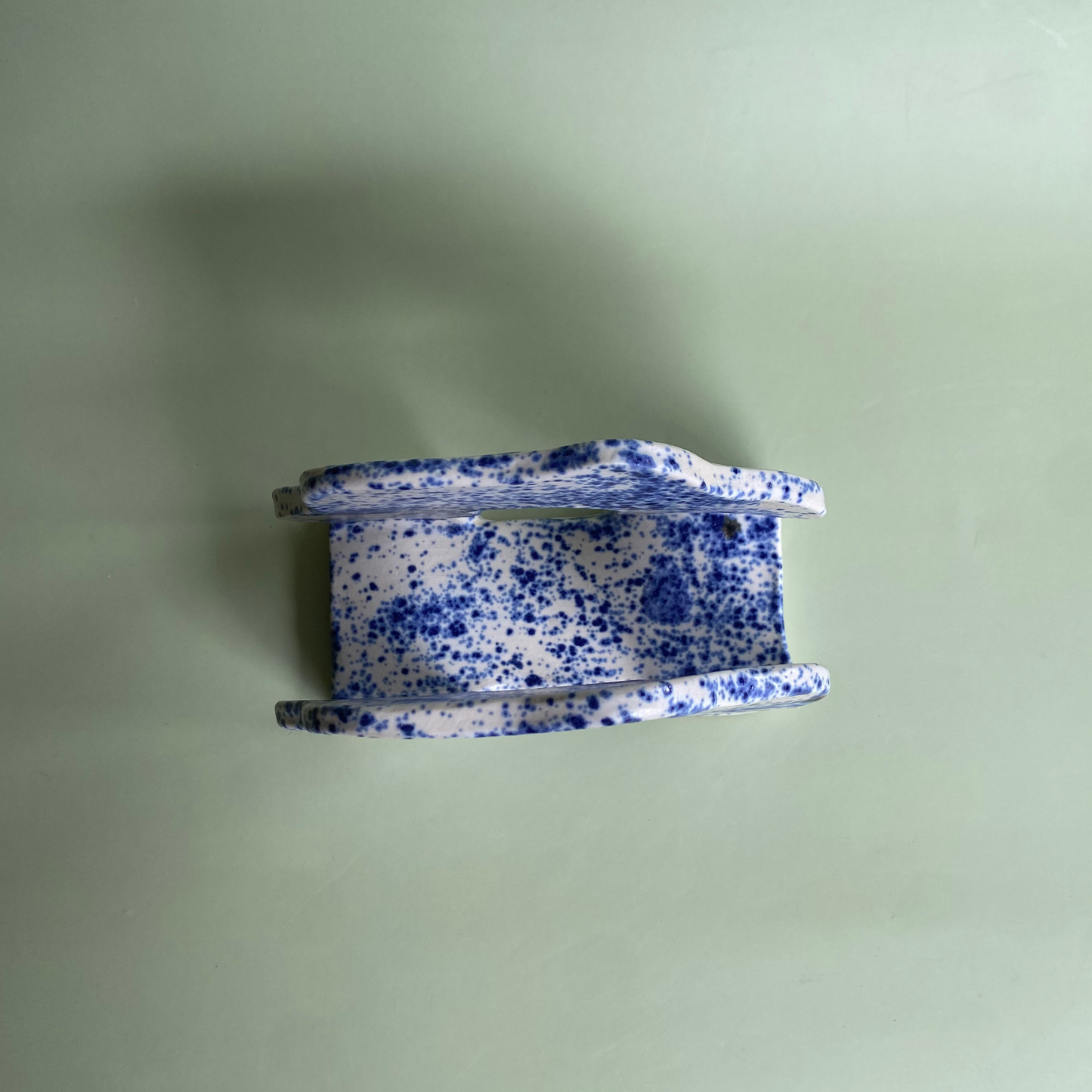 Wavy Napkin Holder in Nimbus (3)