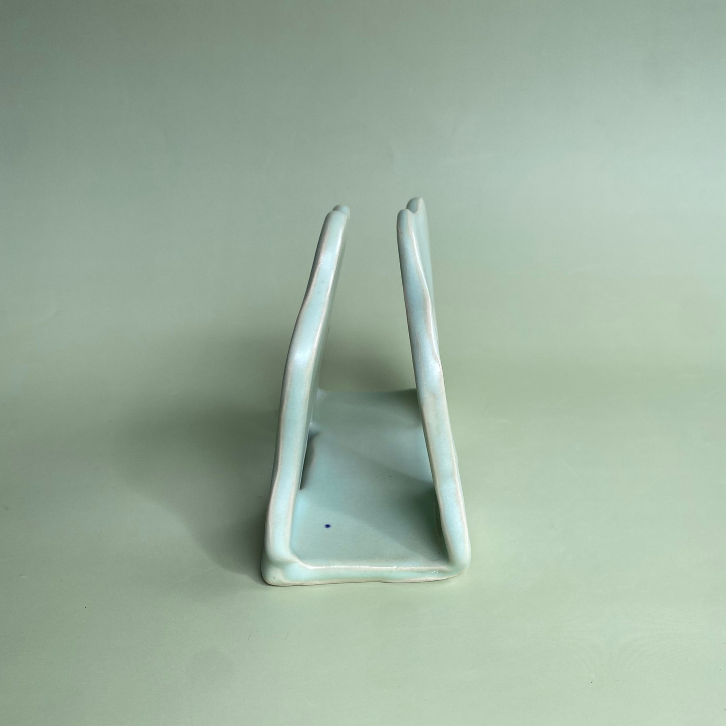 Wavy Napkin Holder in Lichen (3)