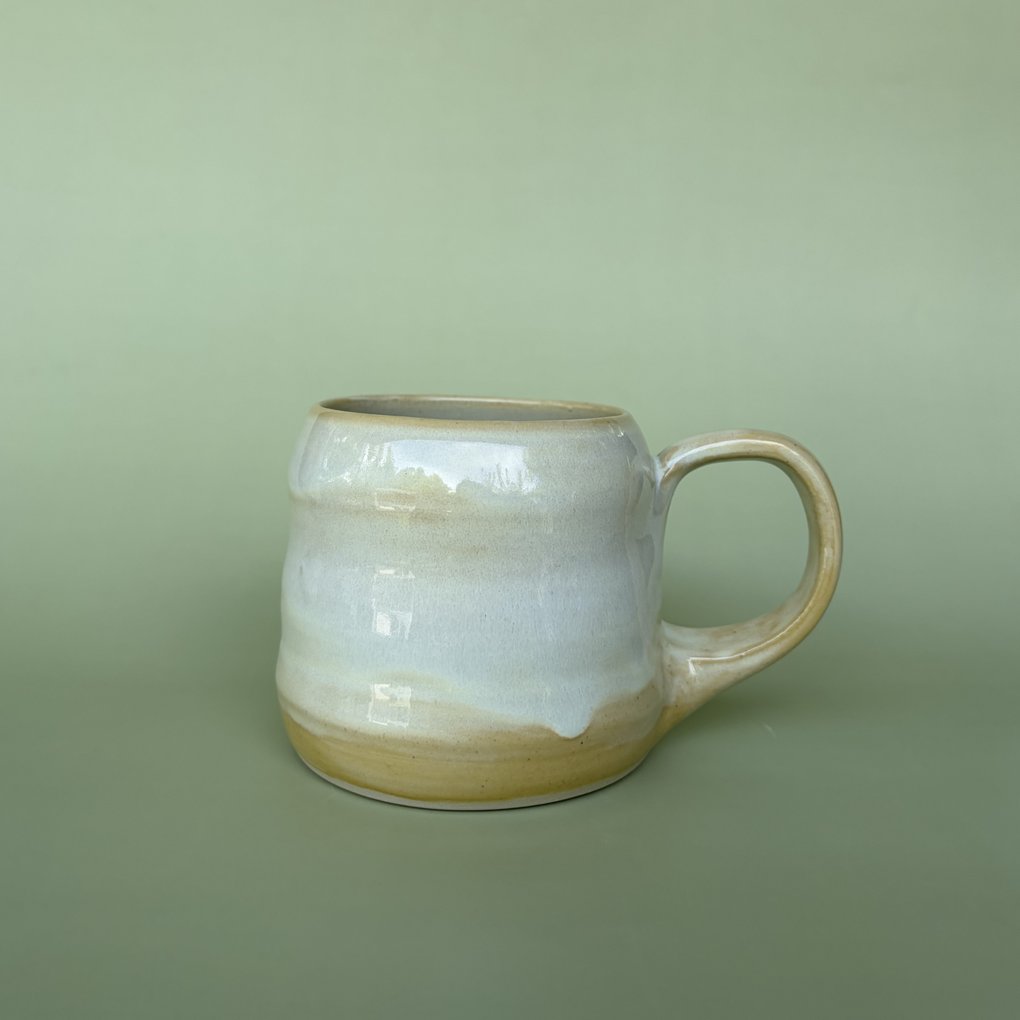 14 oz Wavy Mug in Custard