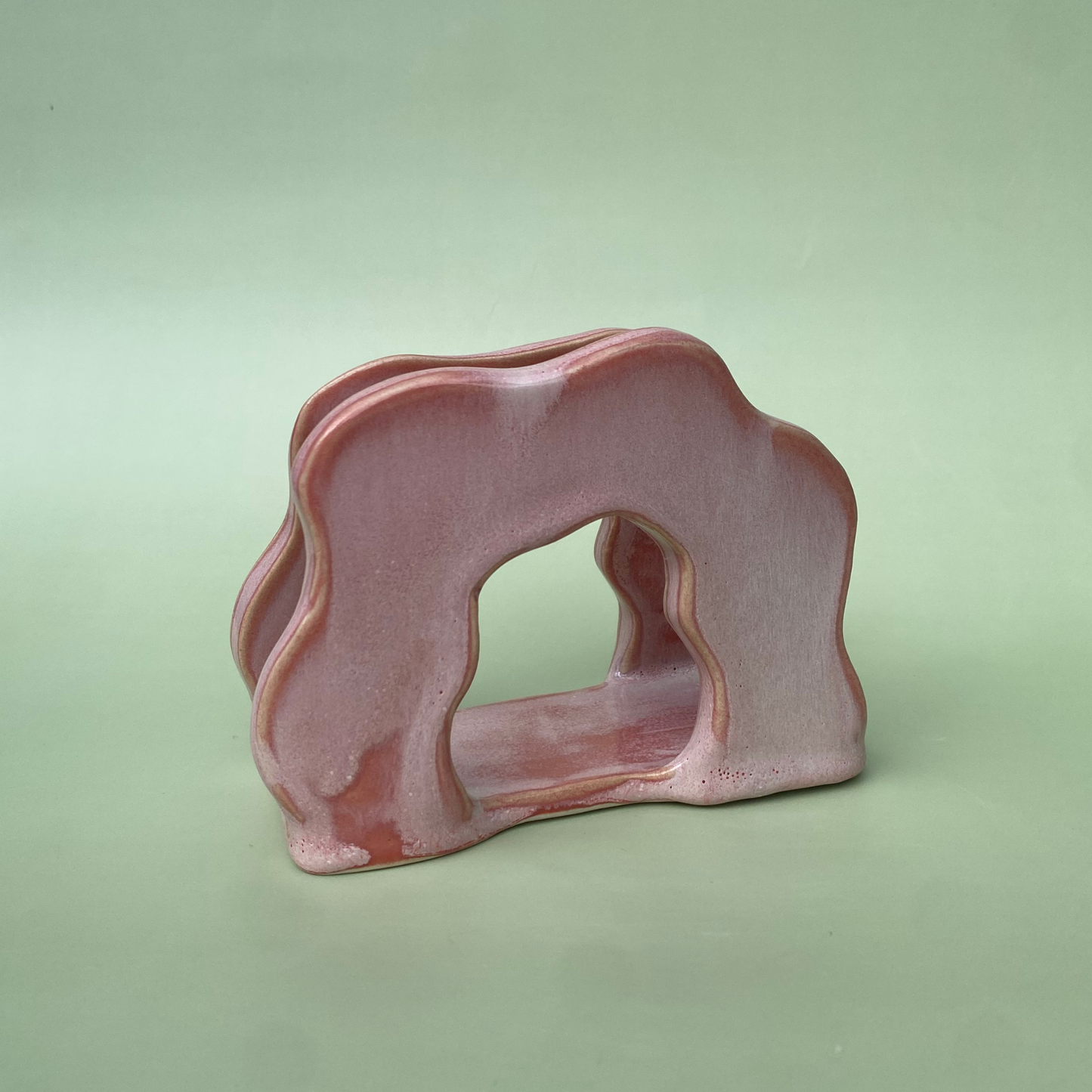 Wavy Napkin Holder in Petal (2)