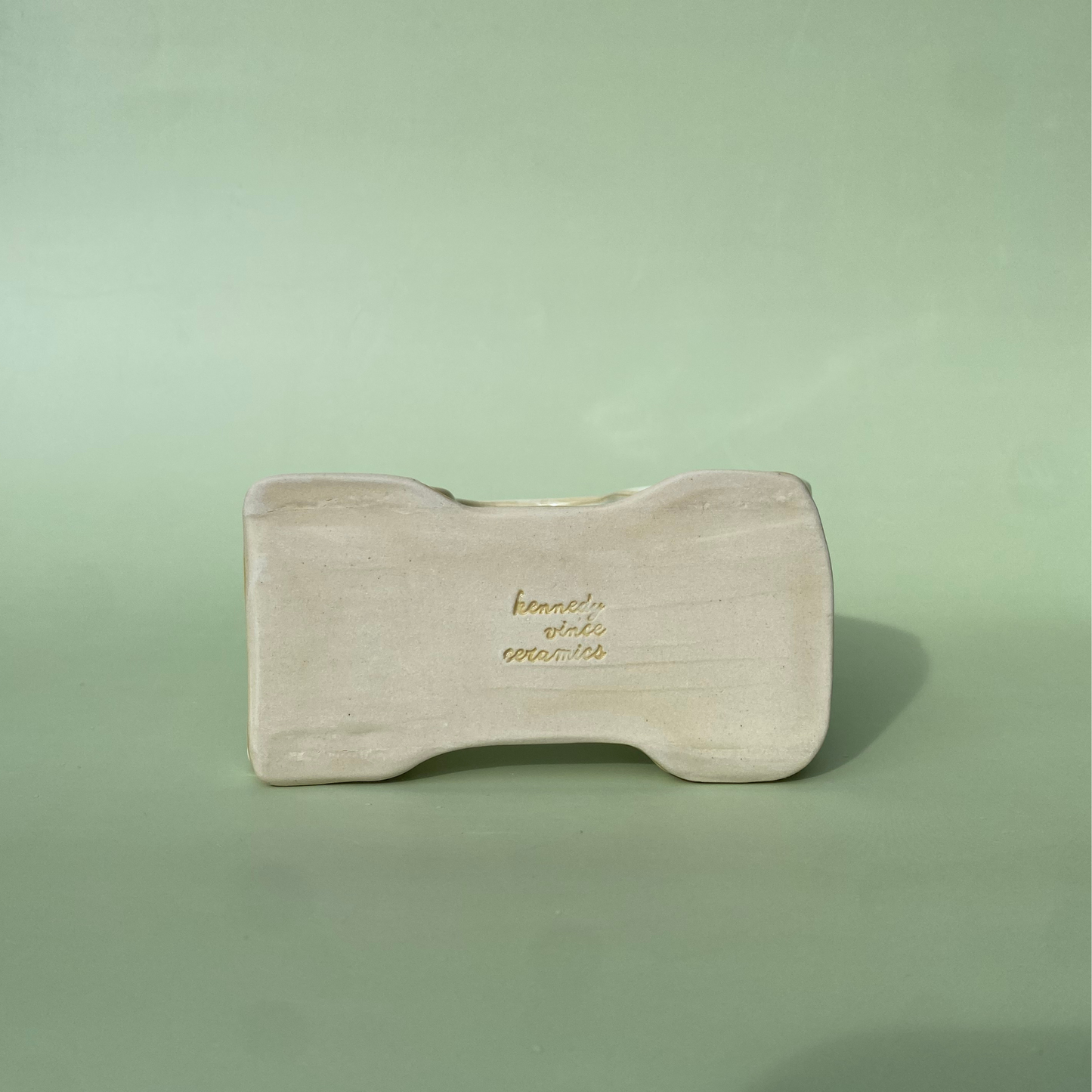 Wavy Napkin Holder in Custard (1)