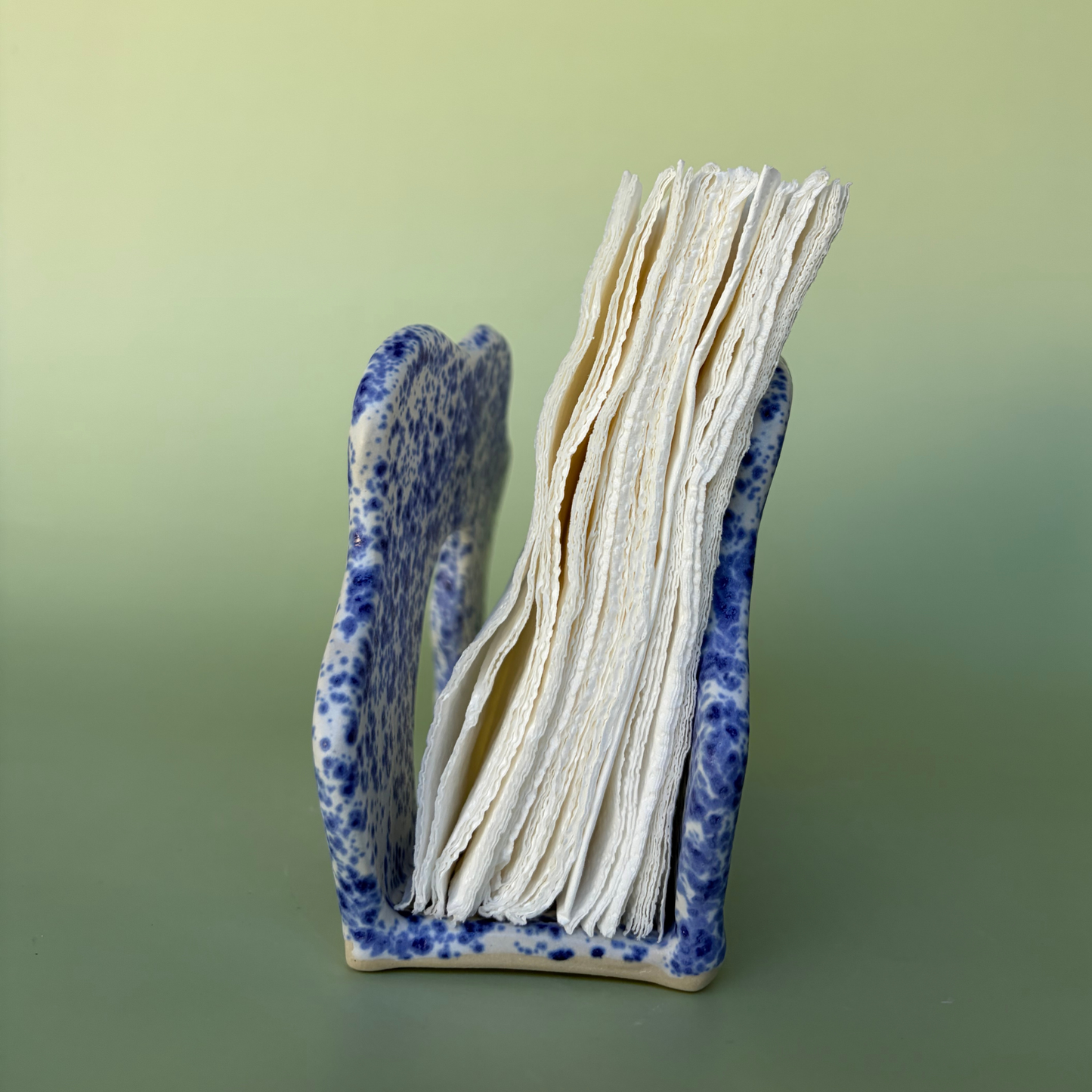 Wavy Napkin Holder in Nimbus (2)