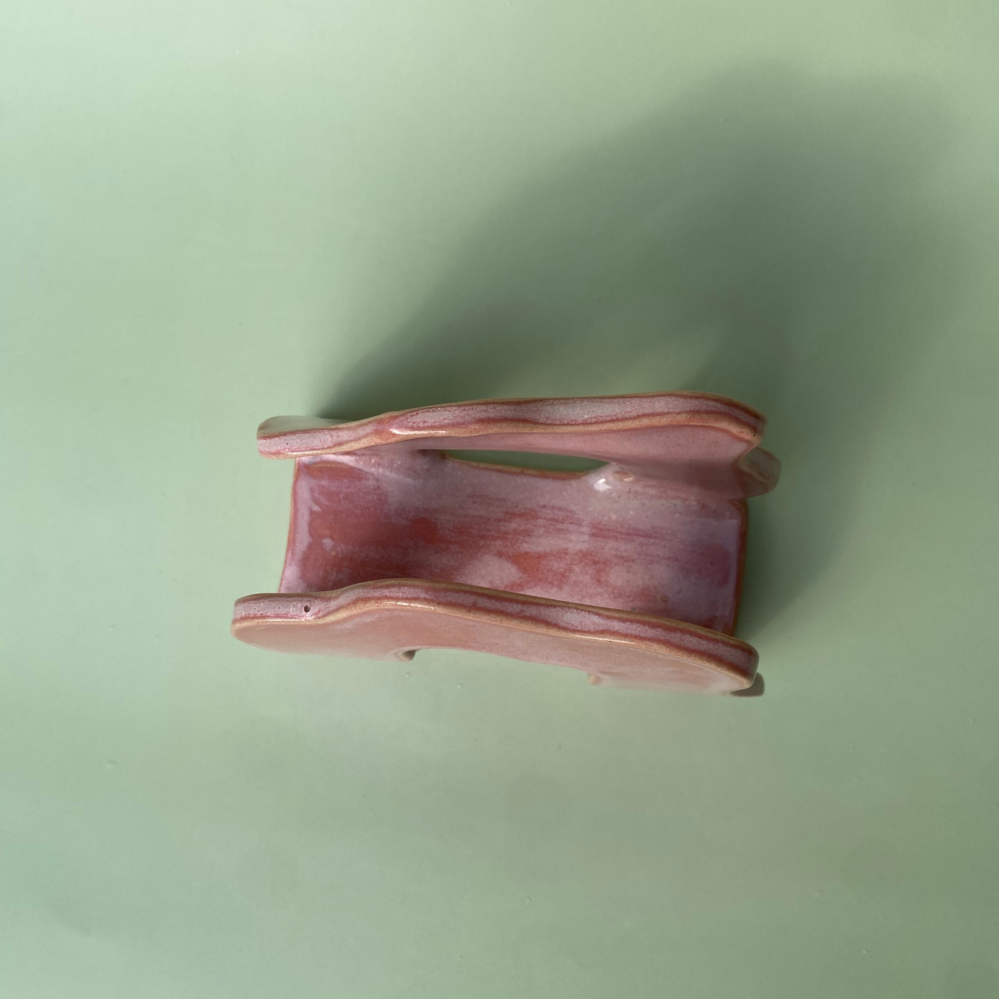 Wavy Napkin Holder in Petal (1)