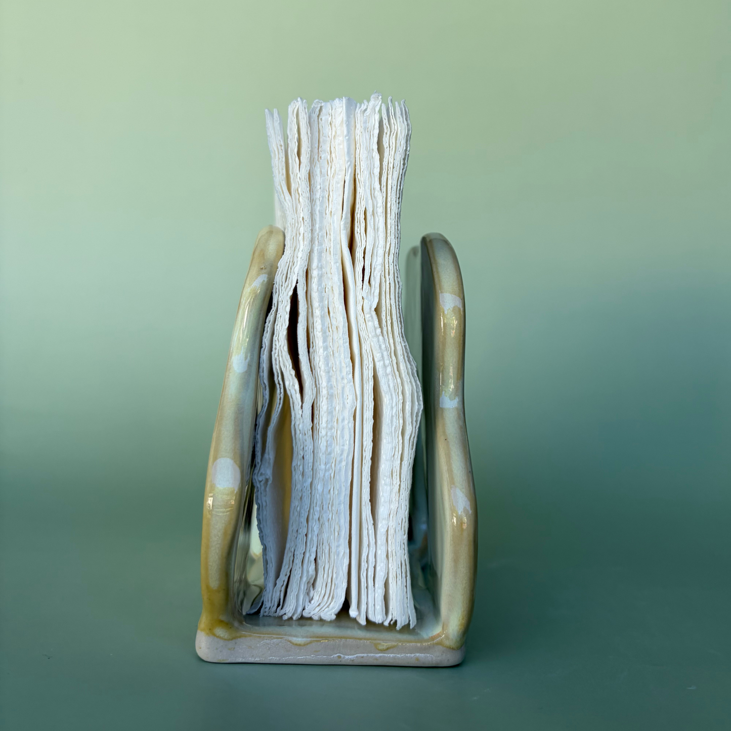 Wavy Napkin Holder in Custard (3)