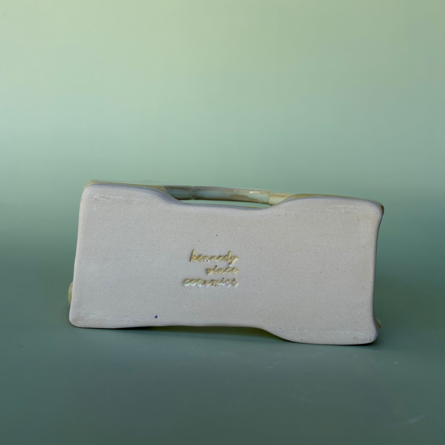Wavy Napkin Holder in Custard (3)