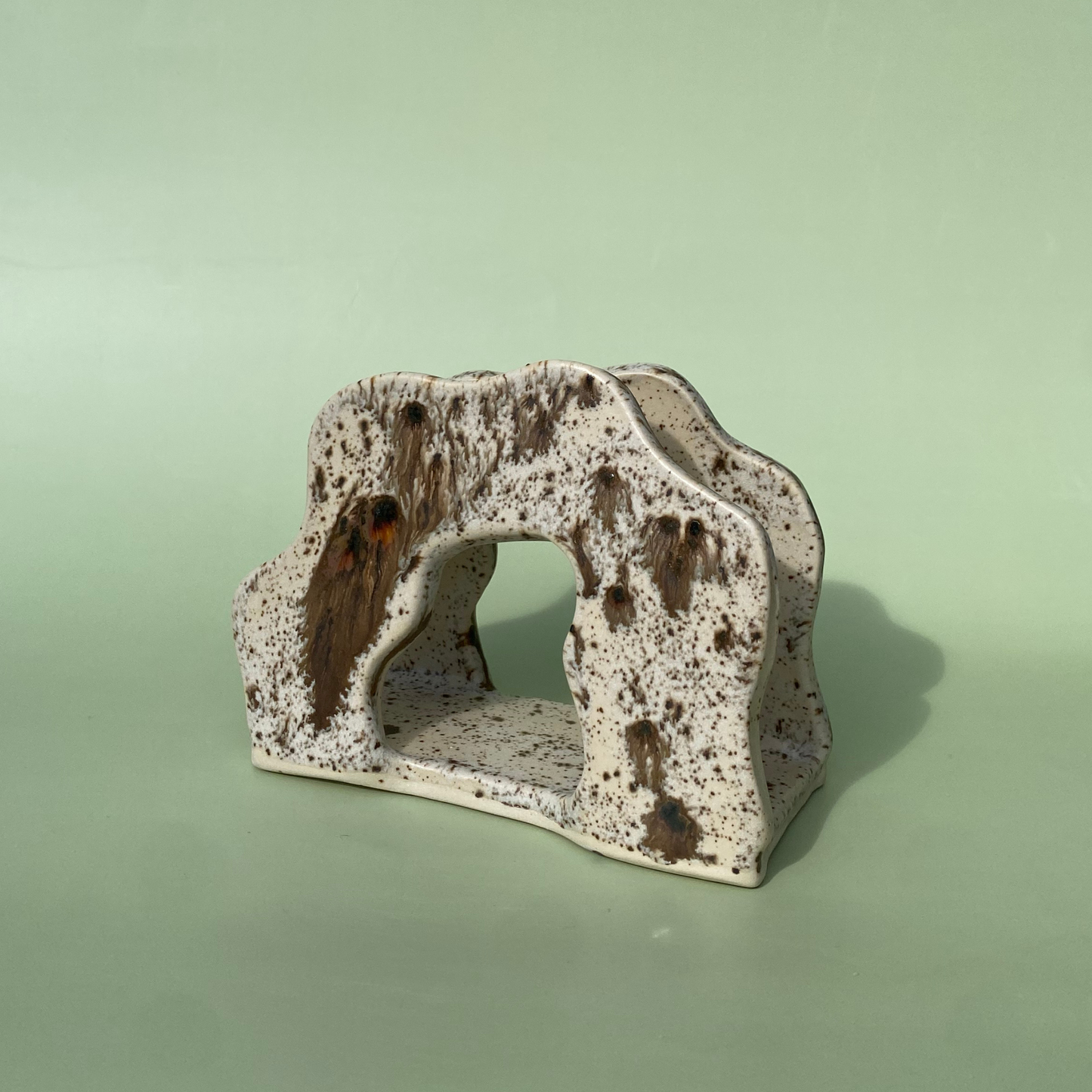 Wavy Napkin Holder in Appaloosa (4)