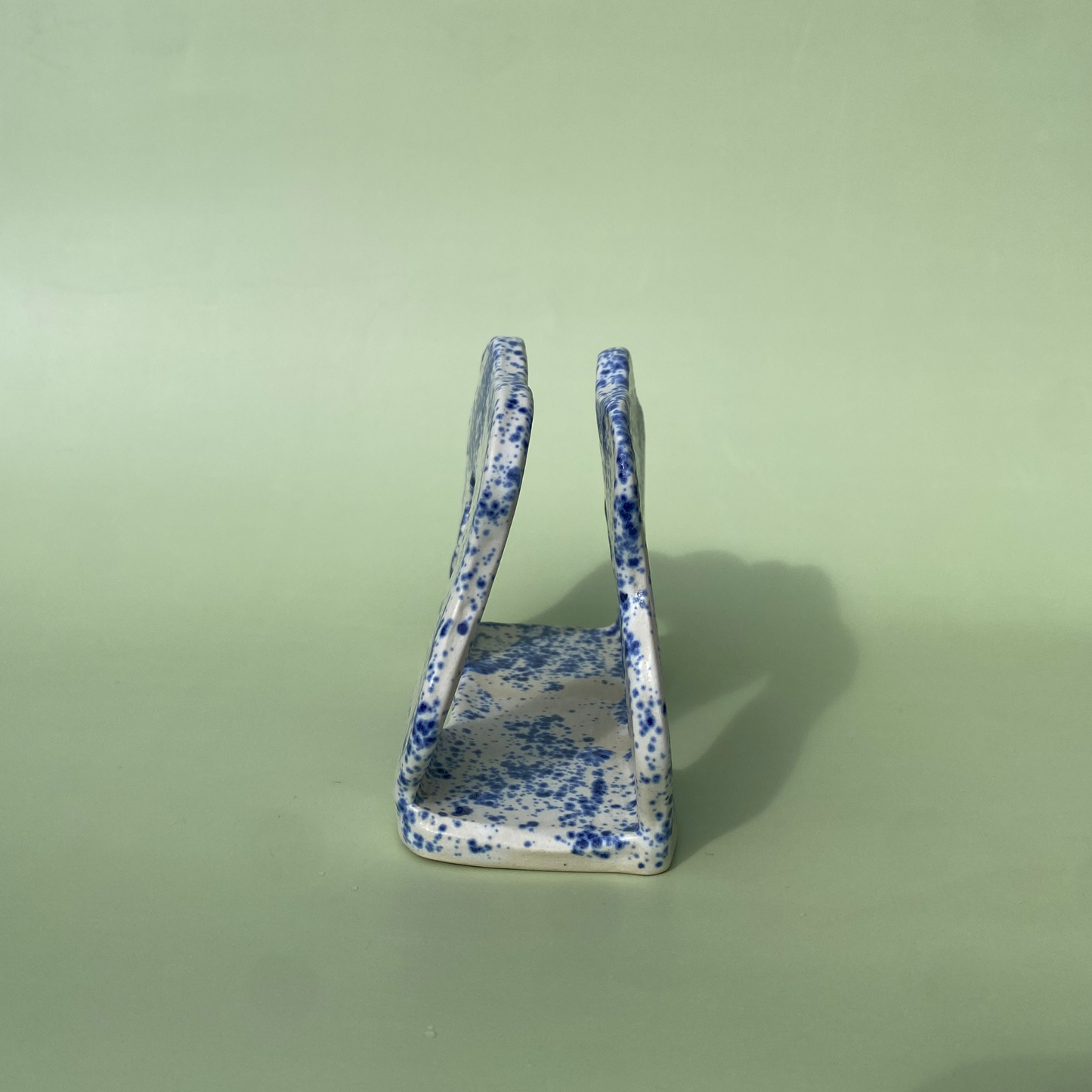 Wavy Napkin Holder in Nimbus (4)