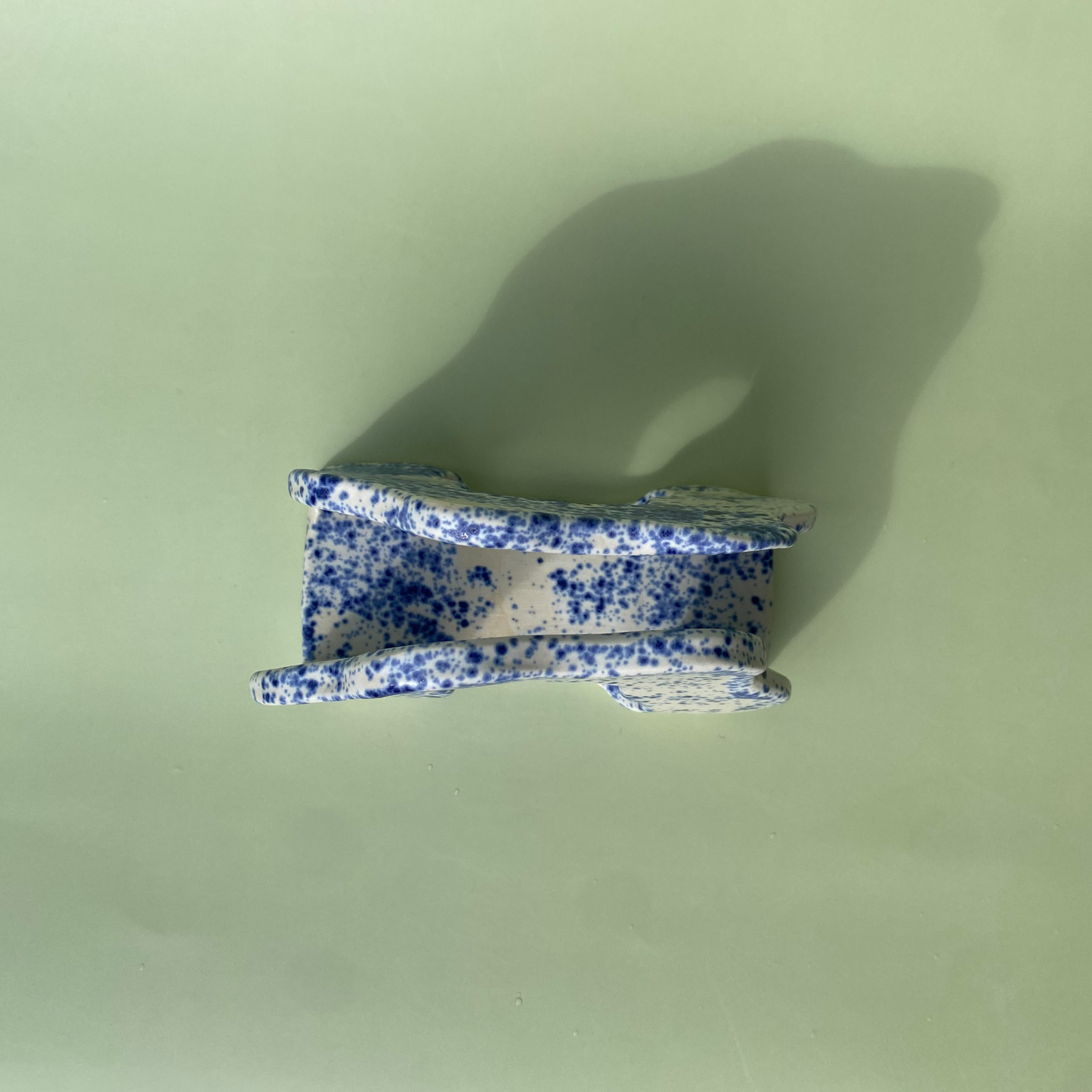Wavy Napkin Holder in Nimbus (4)