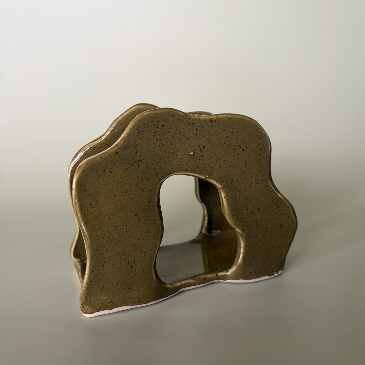 Wavy Napkin Holder in Capers