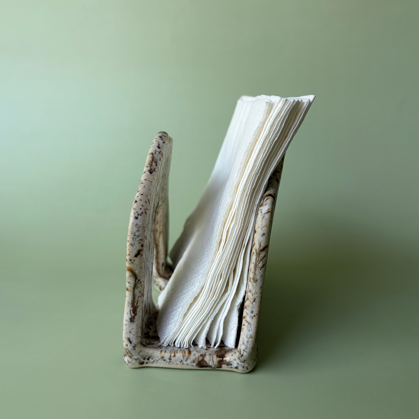 Wavy Napkin Holder in Appaloosa