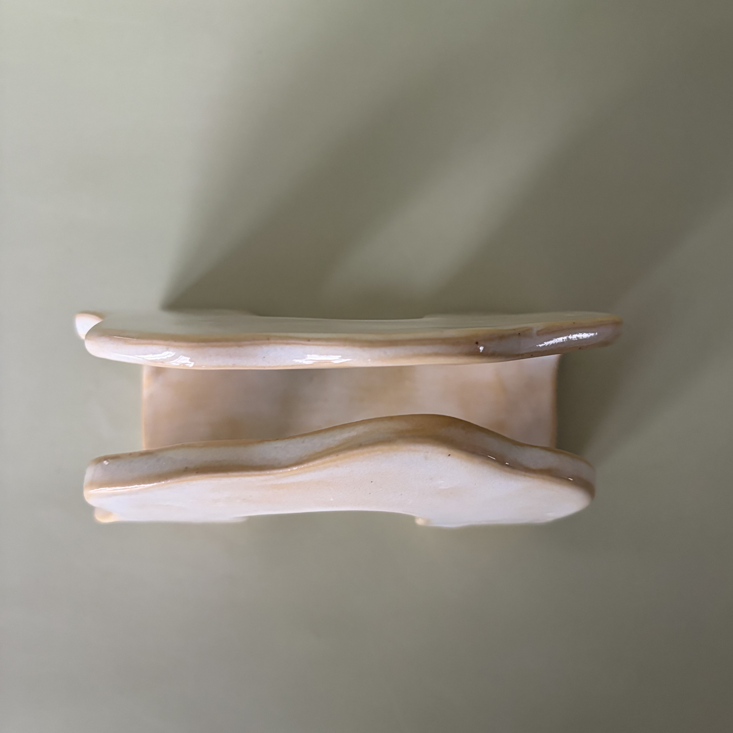 Wavy Napkin Holder in Custard