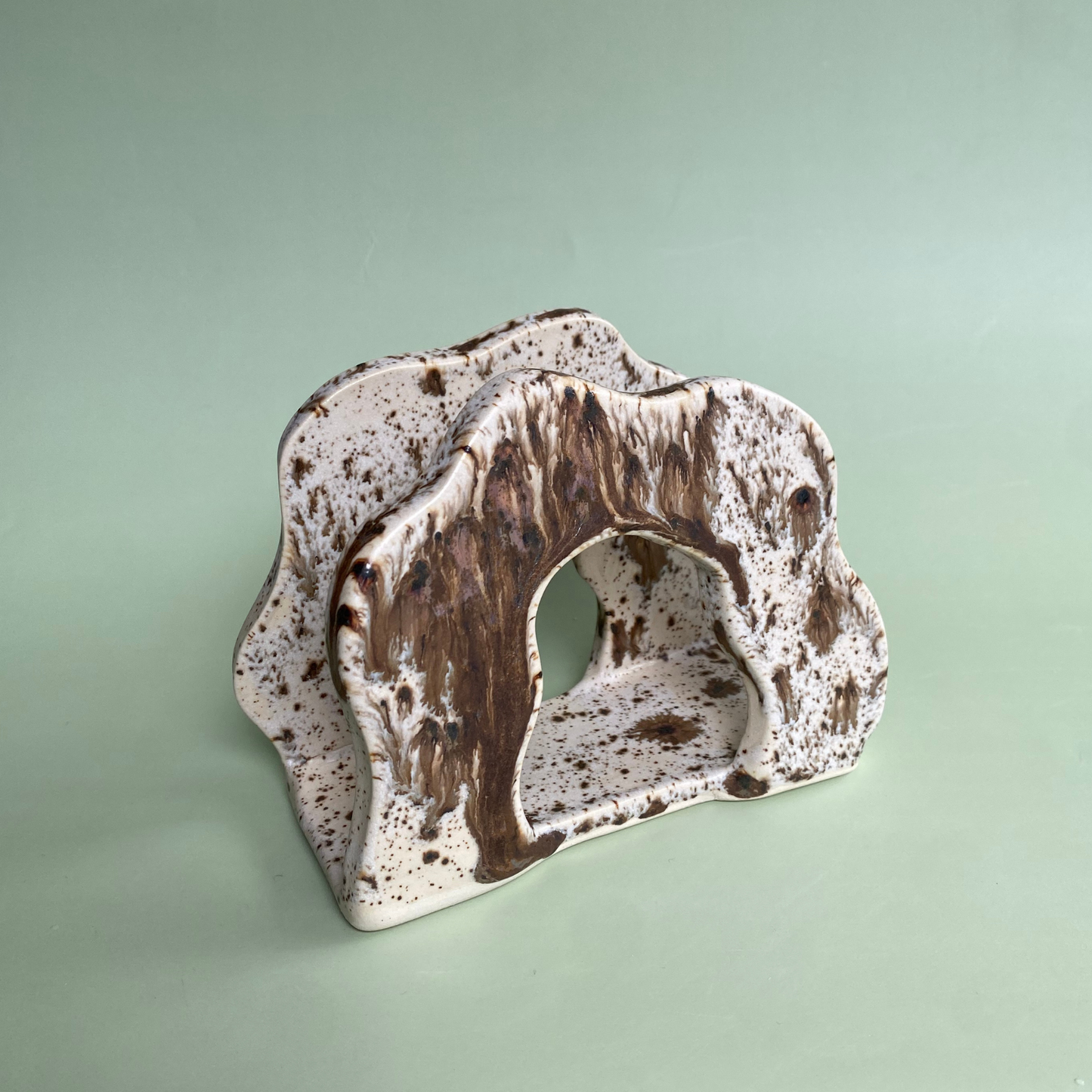 Wavy Napkin Holder in Appaloosa (2)