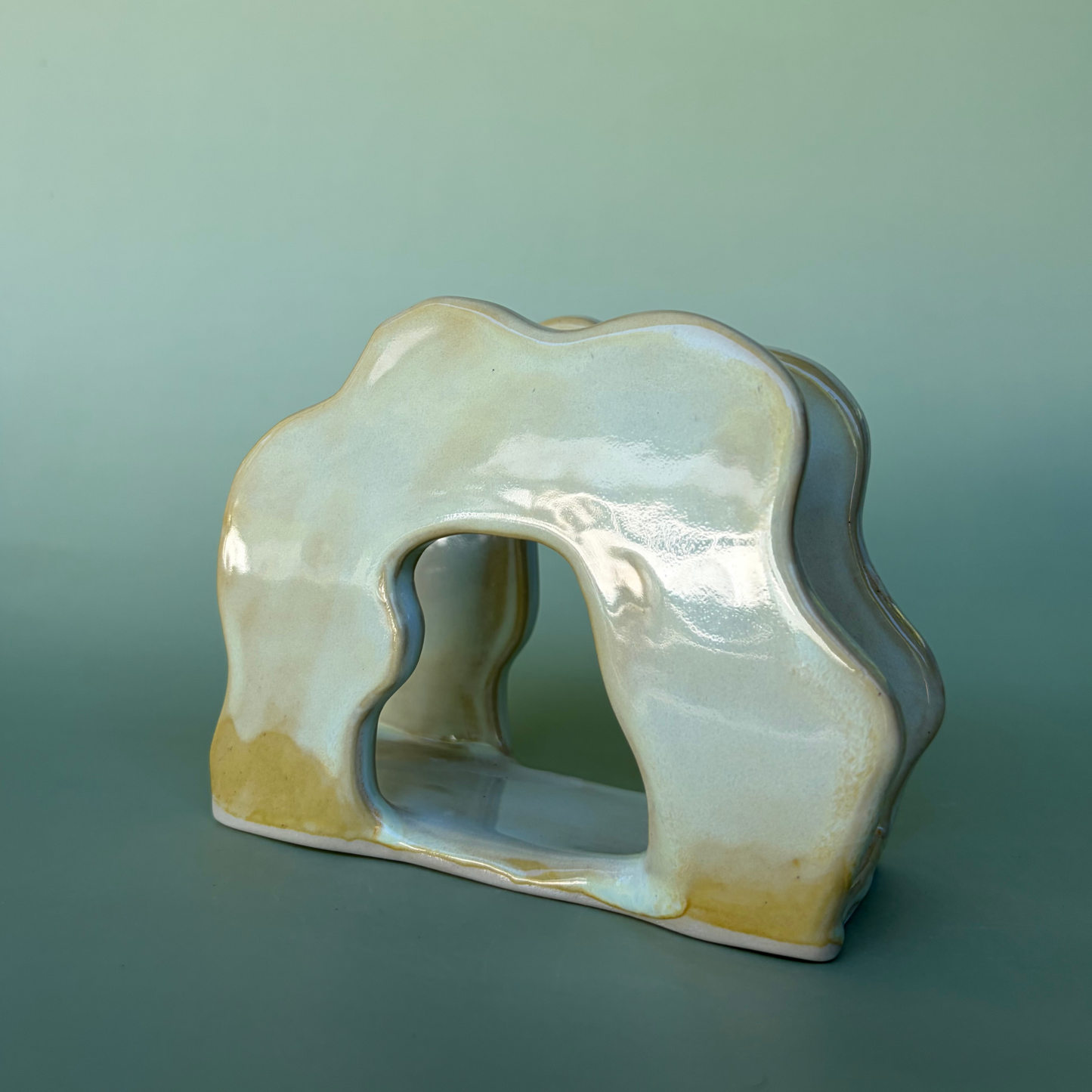 Wavy Napkin Holder in Custard (4)