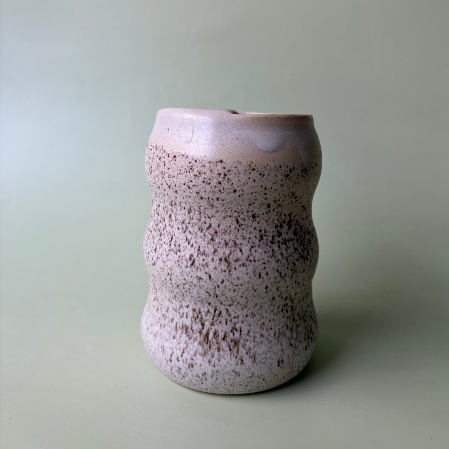 Wavy To-Go Cup in Marshmallow + Appaloosa (1)