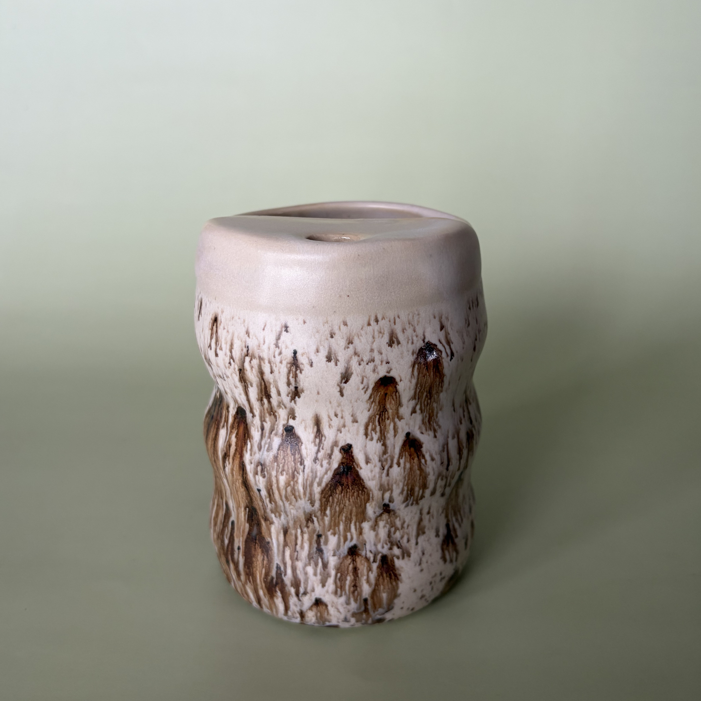 Wavy To-Go Cup in Marshmallow + Appaloosa