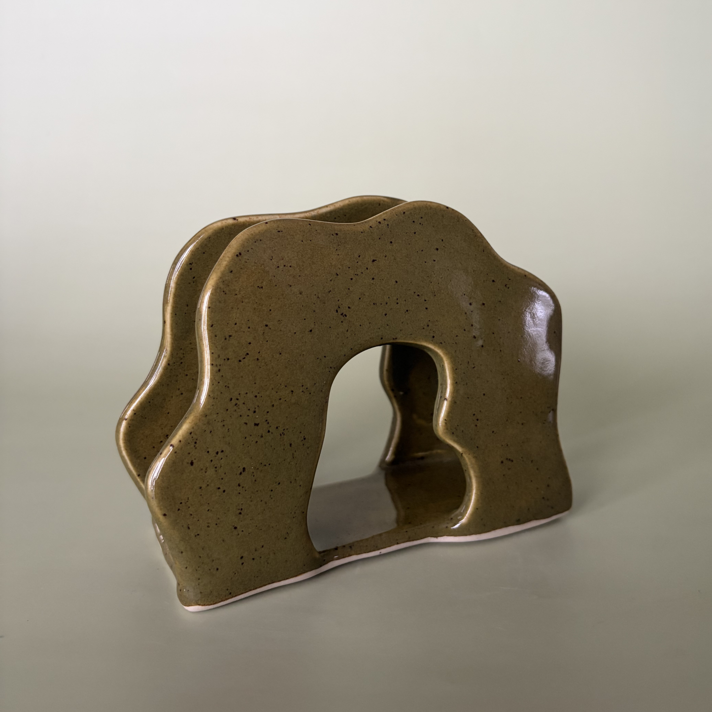 Wavy Napkin Holder in Capers