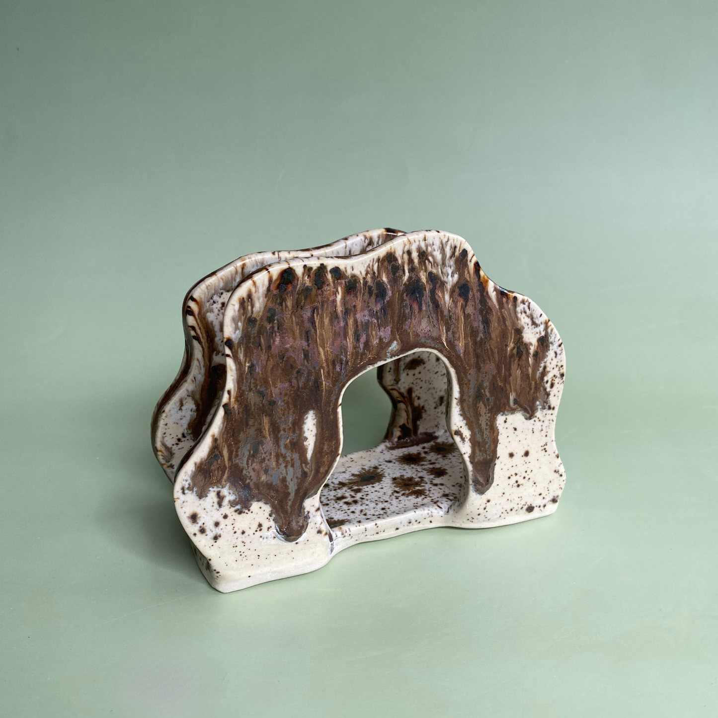 Wavy Napkin Holder in Appaloosa (1)