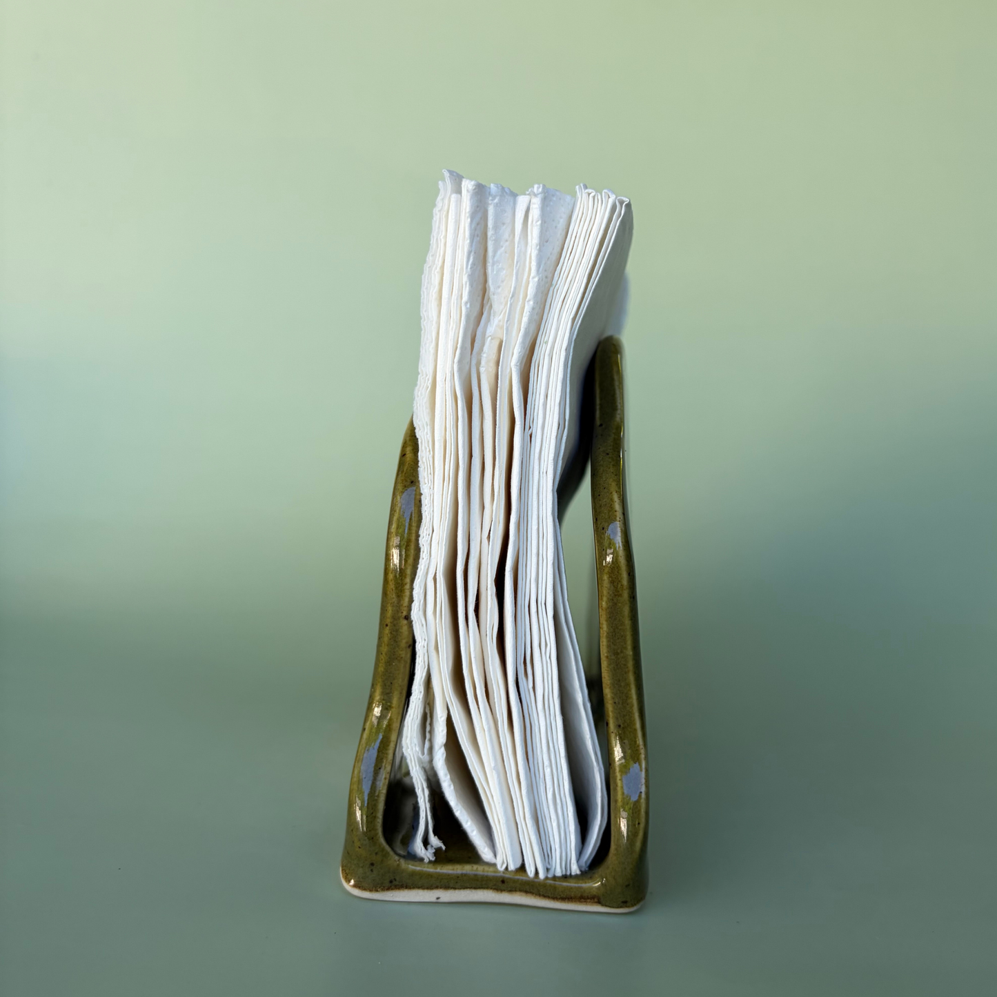 Wavy Napkin Holder in Capers (4)