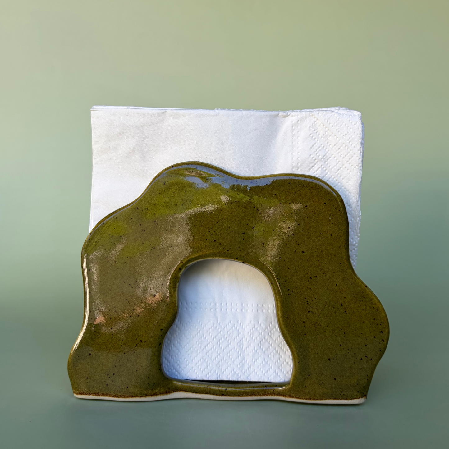 Wavy Napkin Holder in Capers (4)