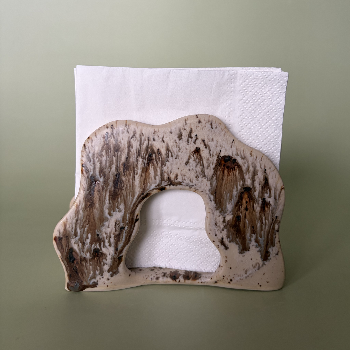 Wavy Napkin Holder in Appaloosa