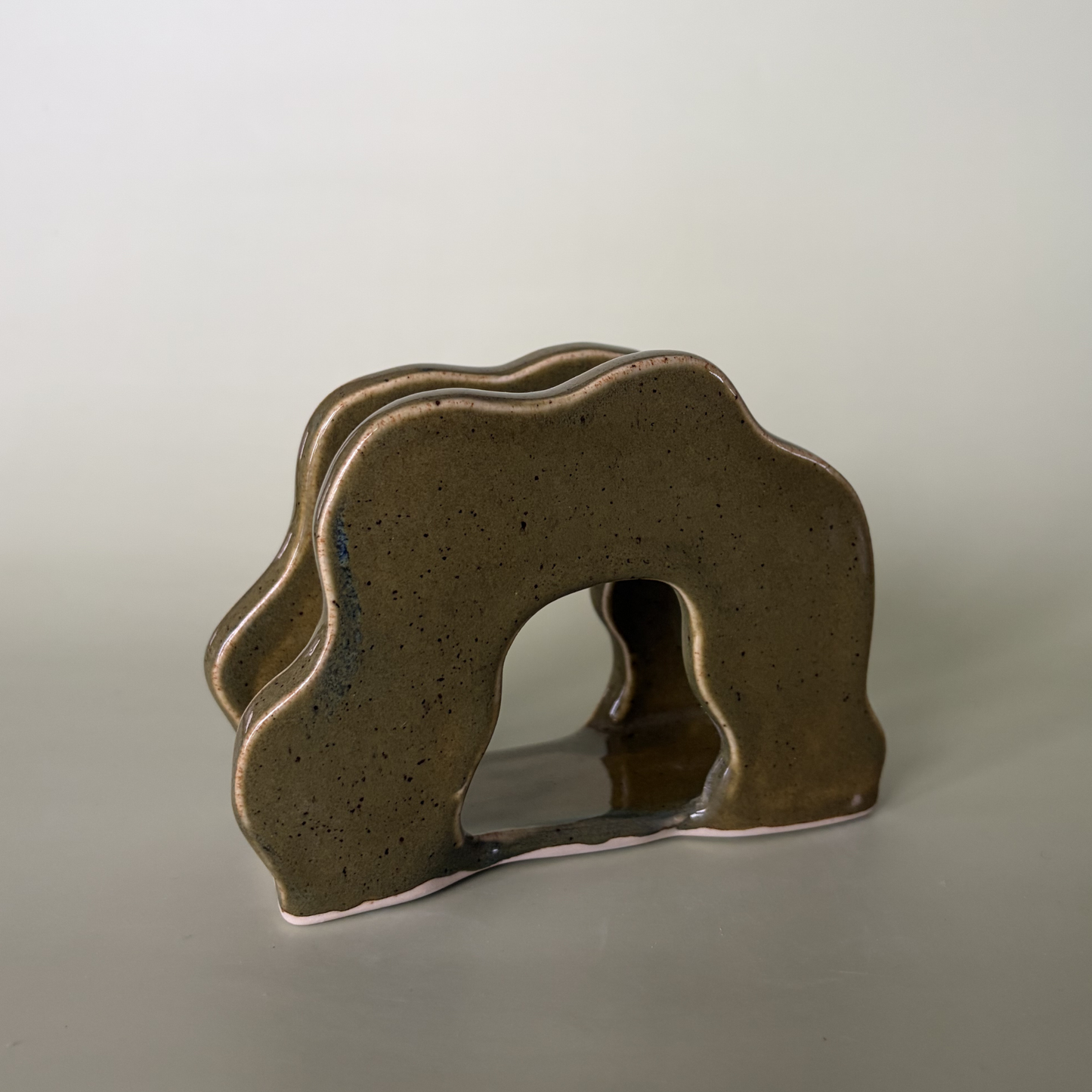 Wavy Napkin Holder in Capers