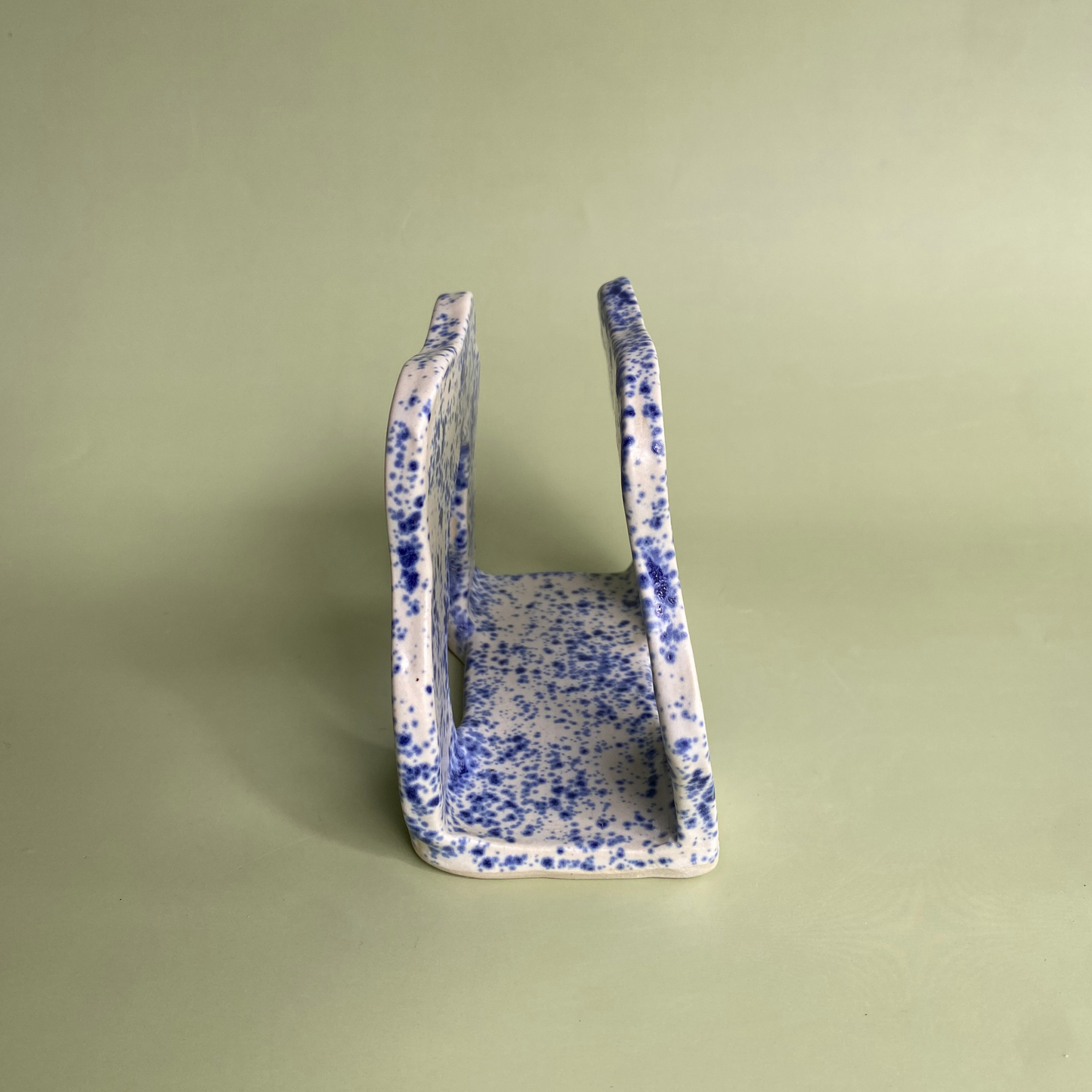 Wavy Napkin Holder in Nimbus (2)