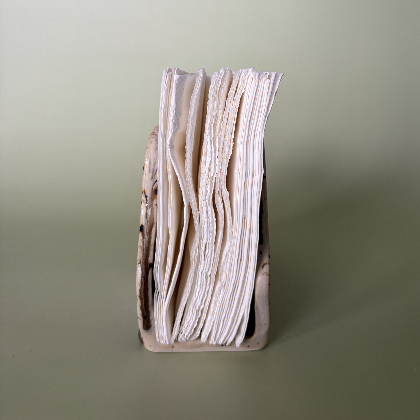 Wavy Napkin Holder in Appaloosa