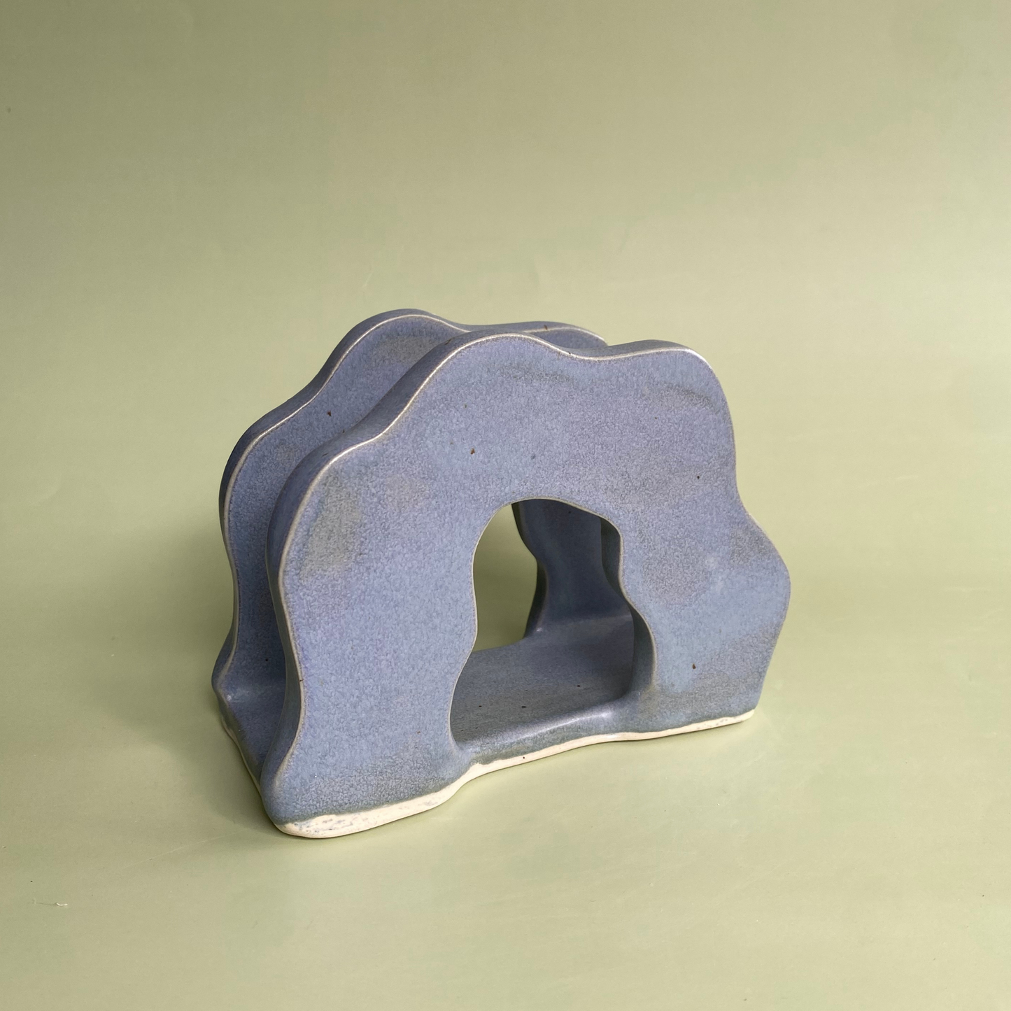 Wavy Napkin Holder in Storm (1)