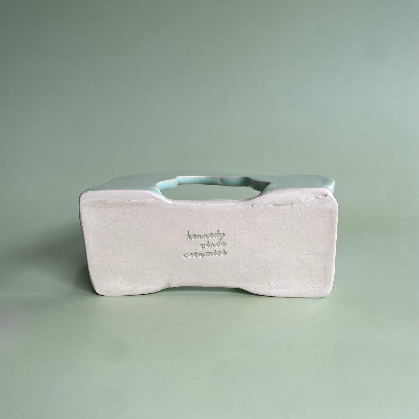 Wavy Napkin Holder in Lichen (1)