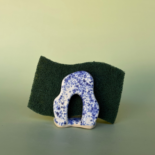 Wavy Sponge Holder in Nimbus (4)