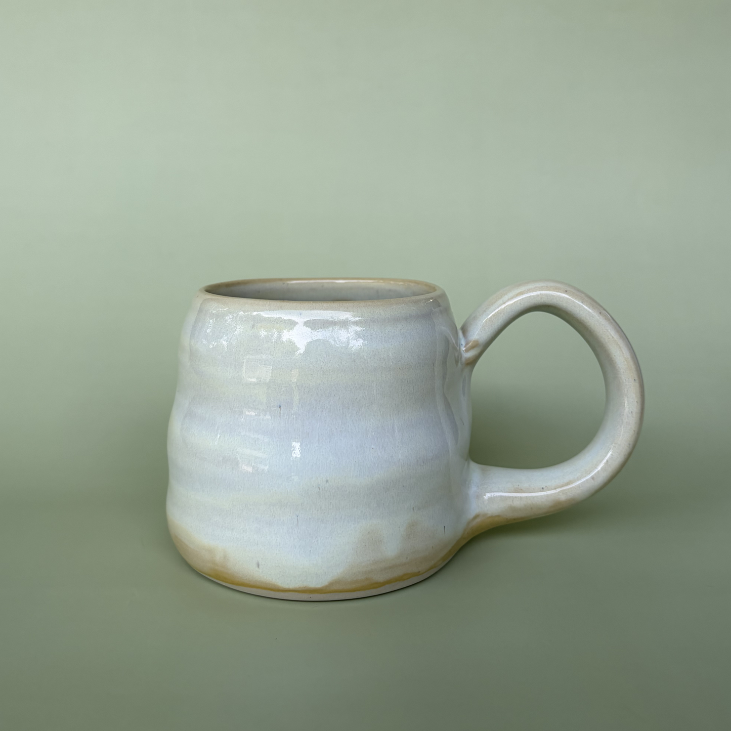 16 oz Wavy Mug in Custard