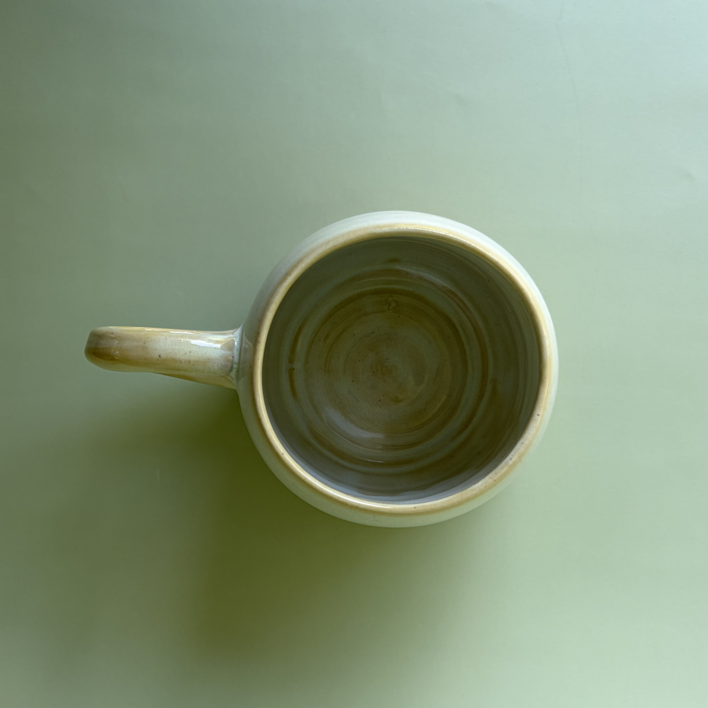 14 oz Wavy Mug in Custard