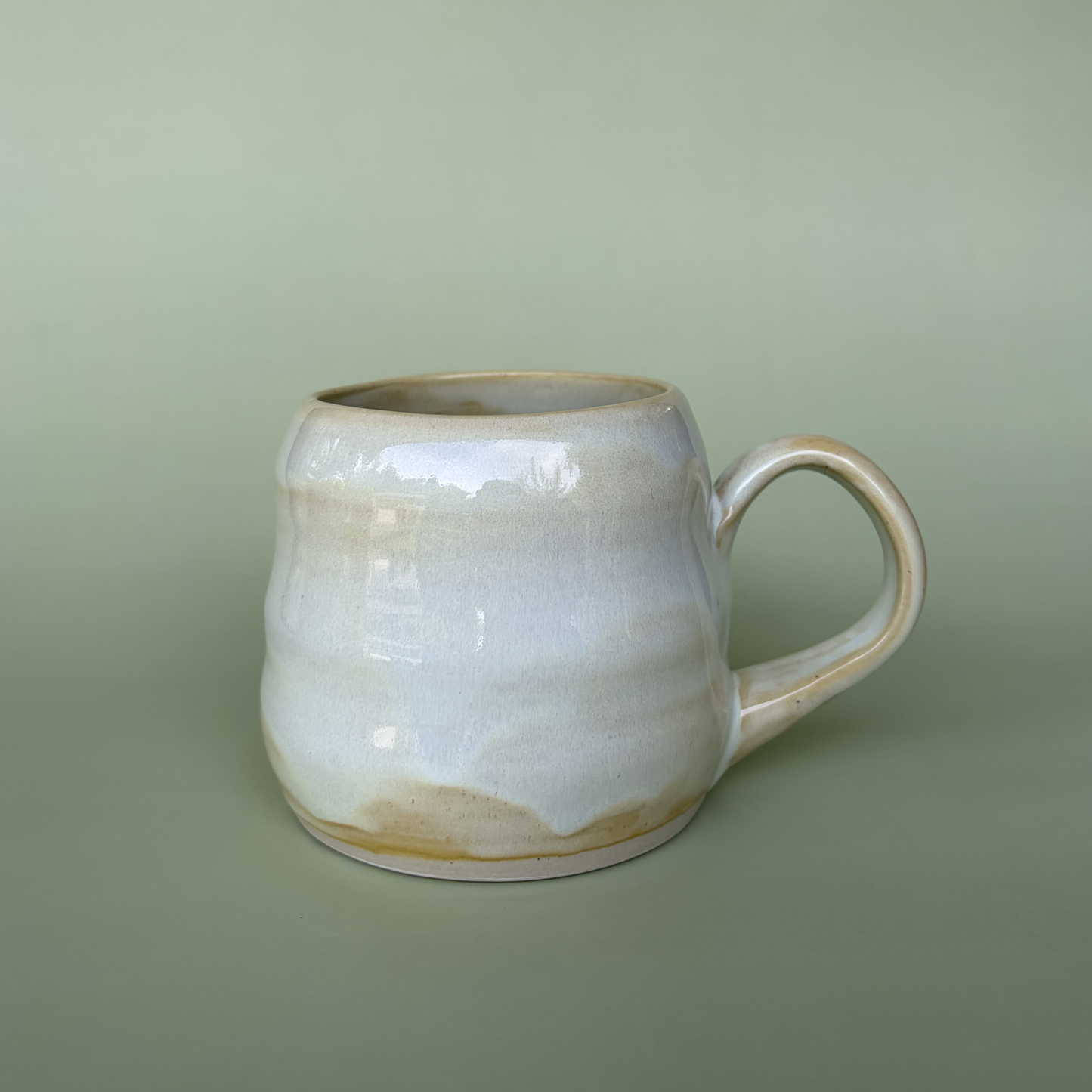 14 oz Wavy Mug in Custard