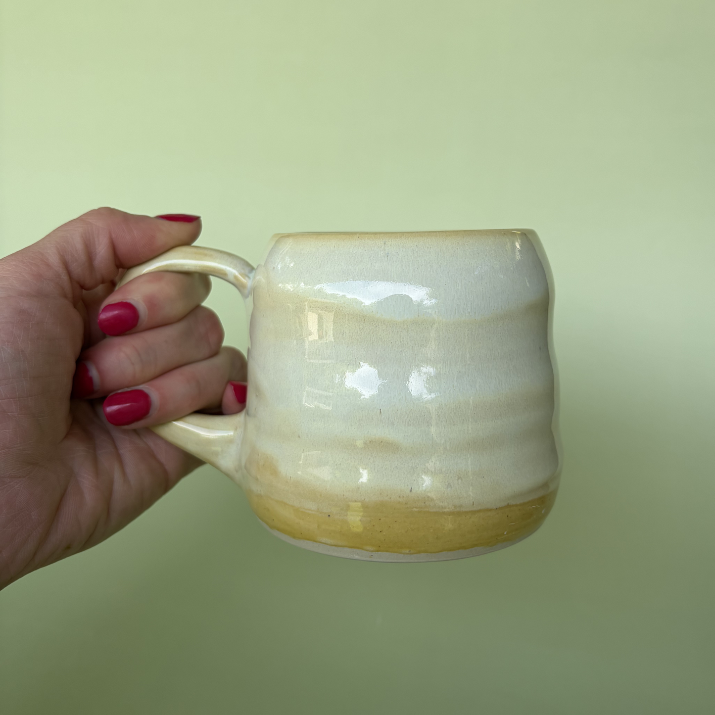 14 oz Wavy Mug in Custard