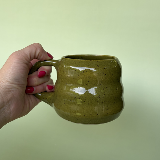 15 oz Wavy Mug in Capers