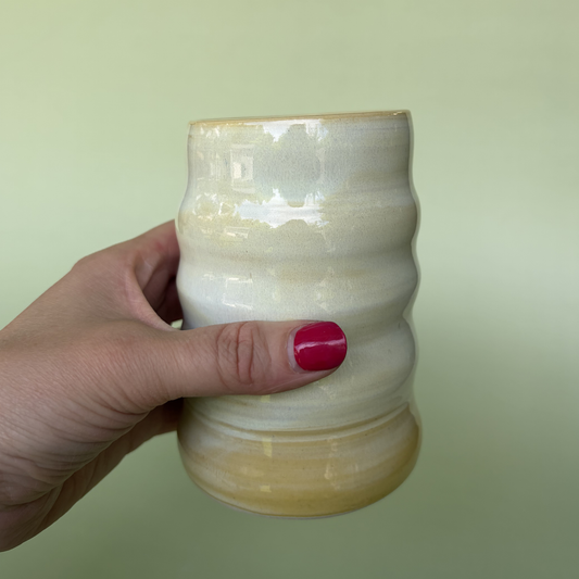 17 oz Wavy Cup in Custard