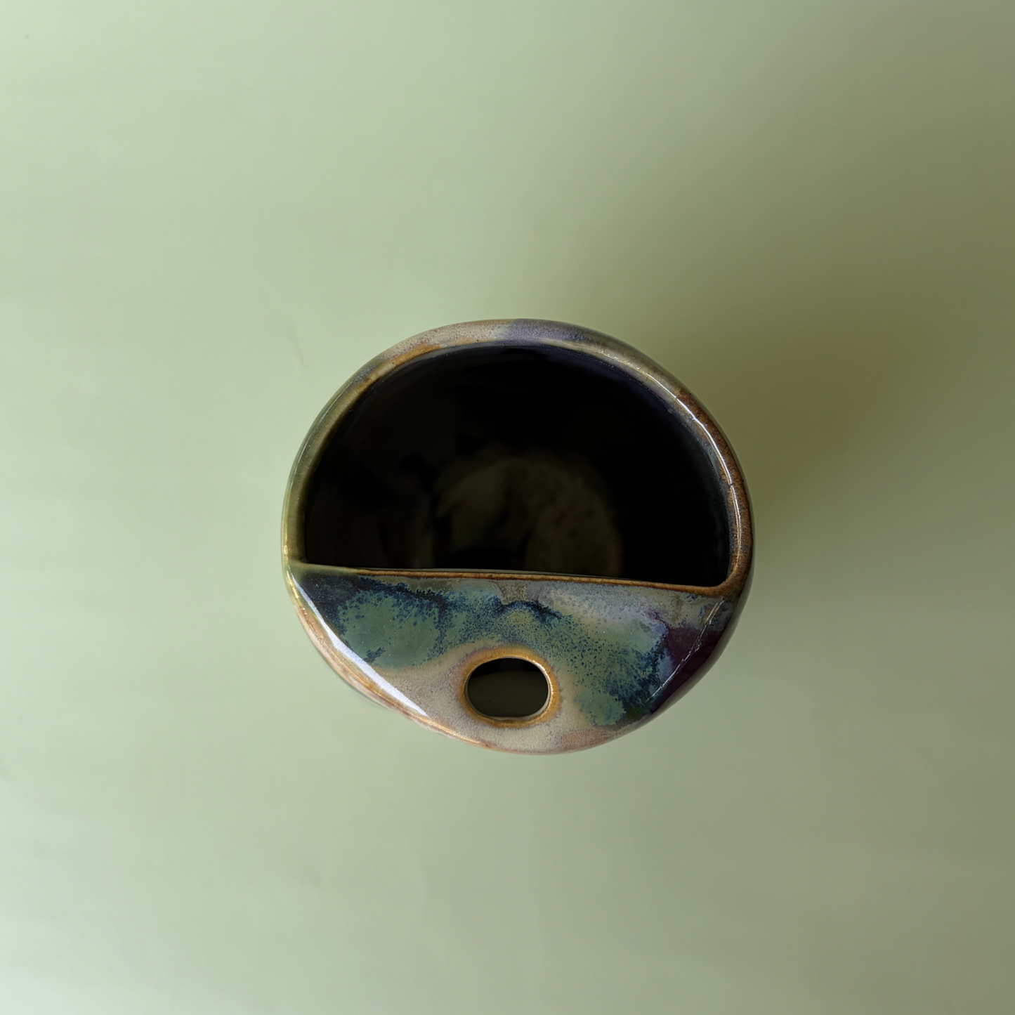 Color Drip Thumb To-Go Cup
