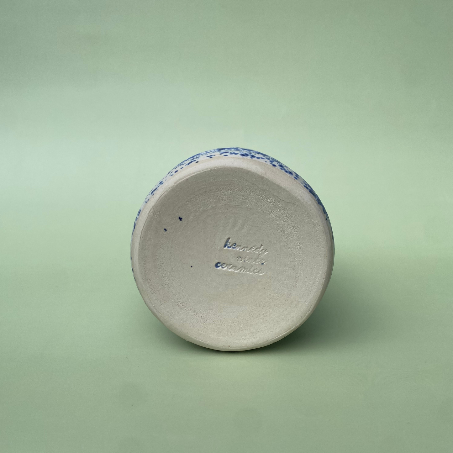 Wavy To-go Cup in Marshmallow + Nimbus