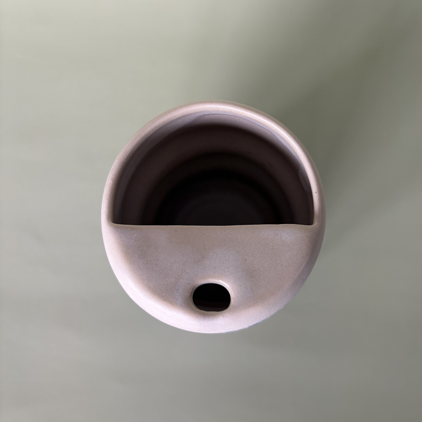 Wavy To-Go Cup in Marshmallow + Nimbus