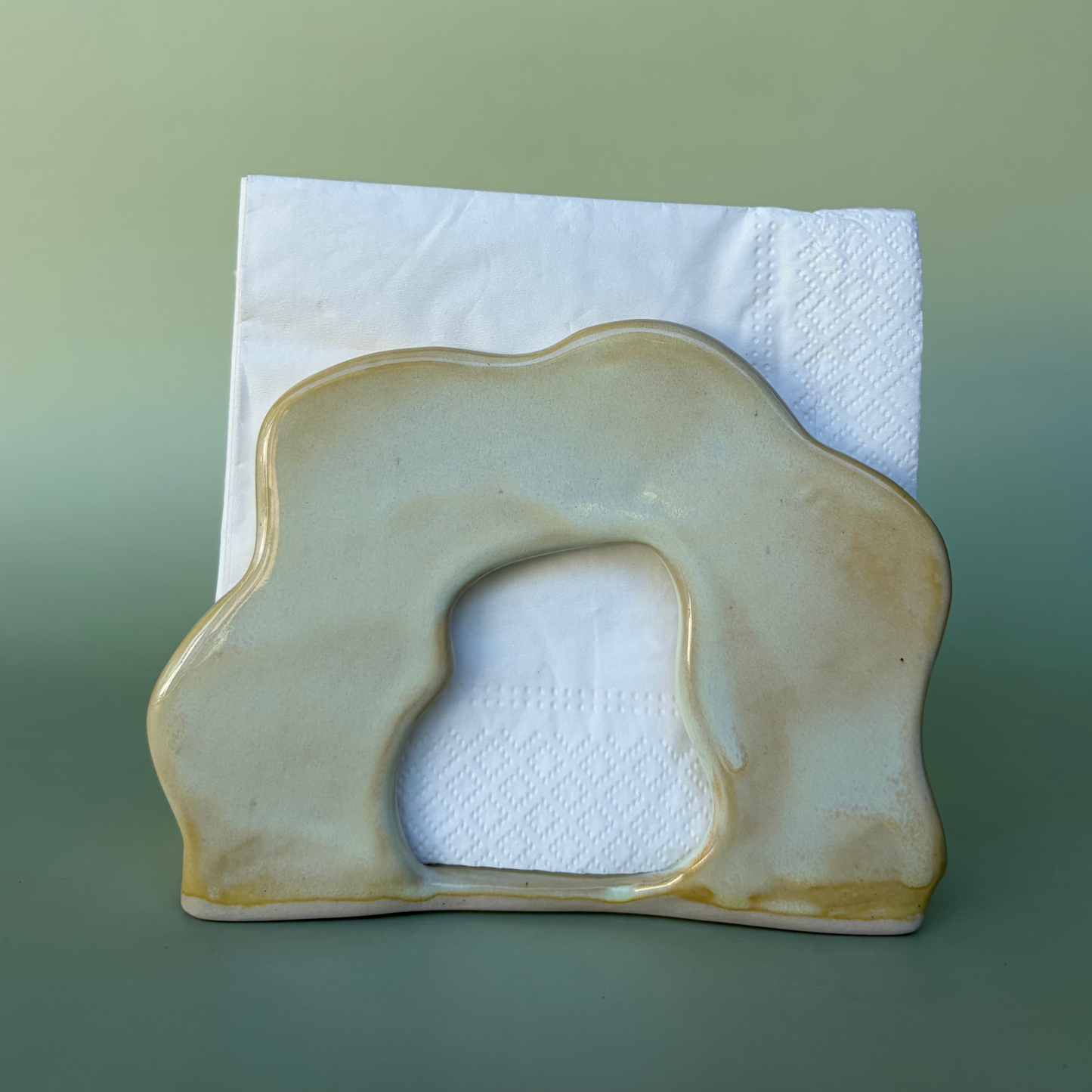 Wavy Napkin Holder in Custard (1)