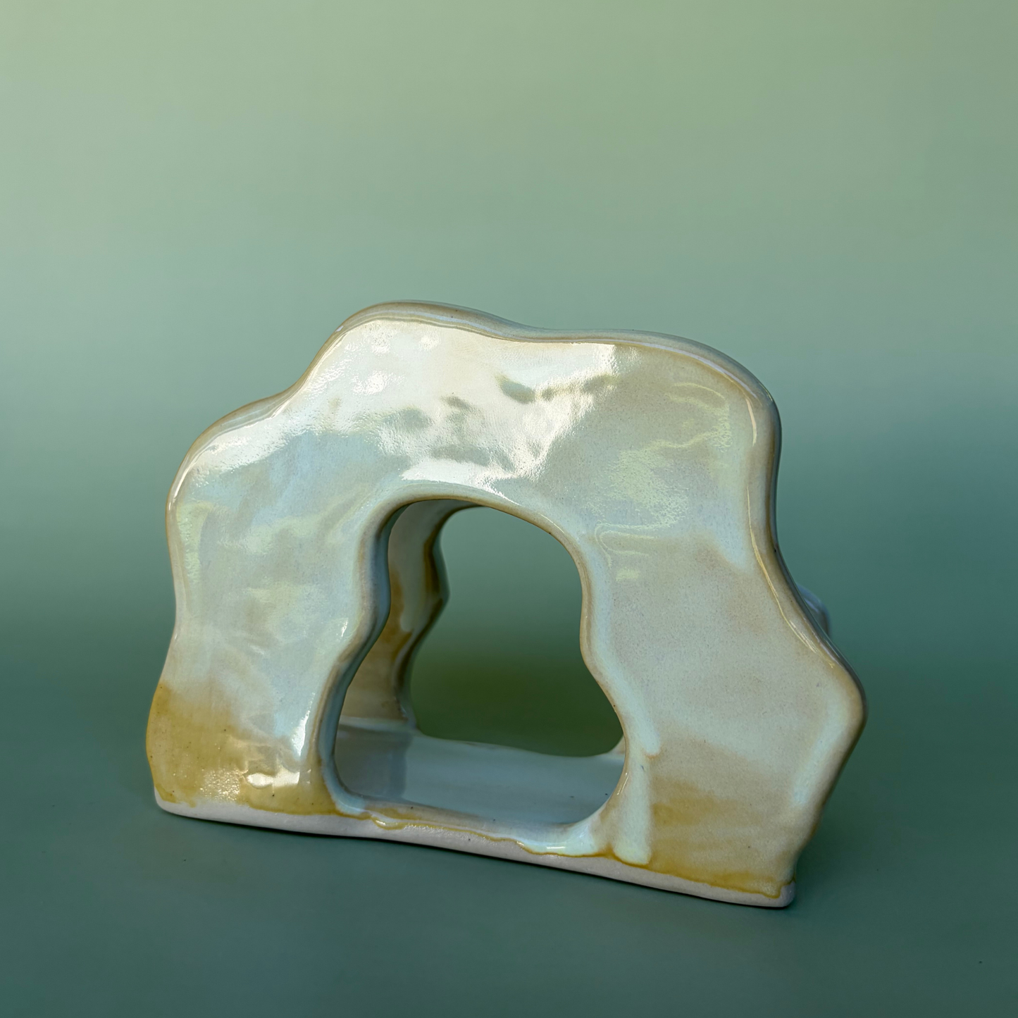Wavy Napkin Holder in Custard (2)