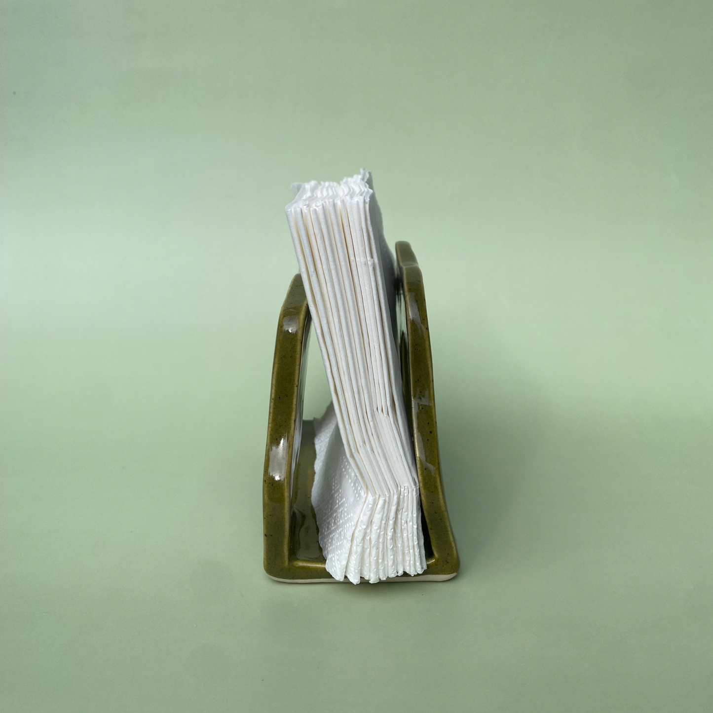 Wavy Napkin Holder in Capers (4)