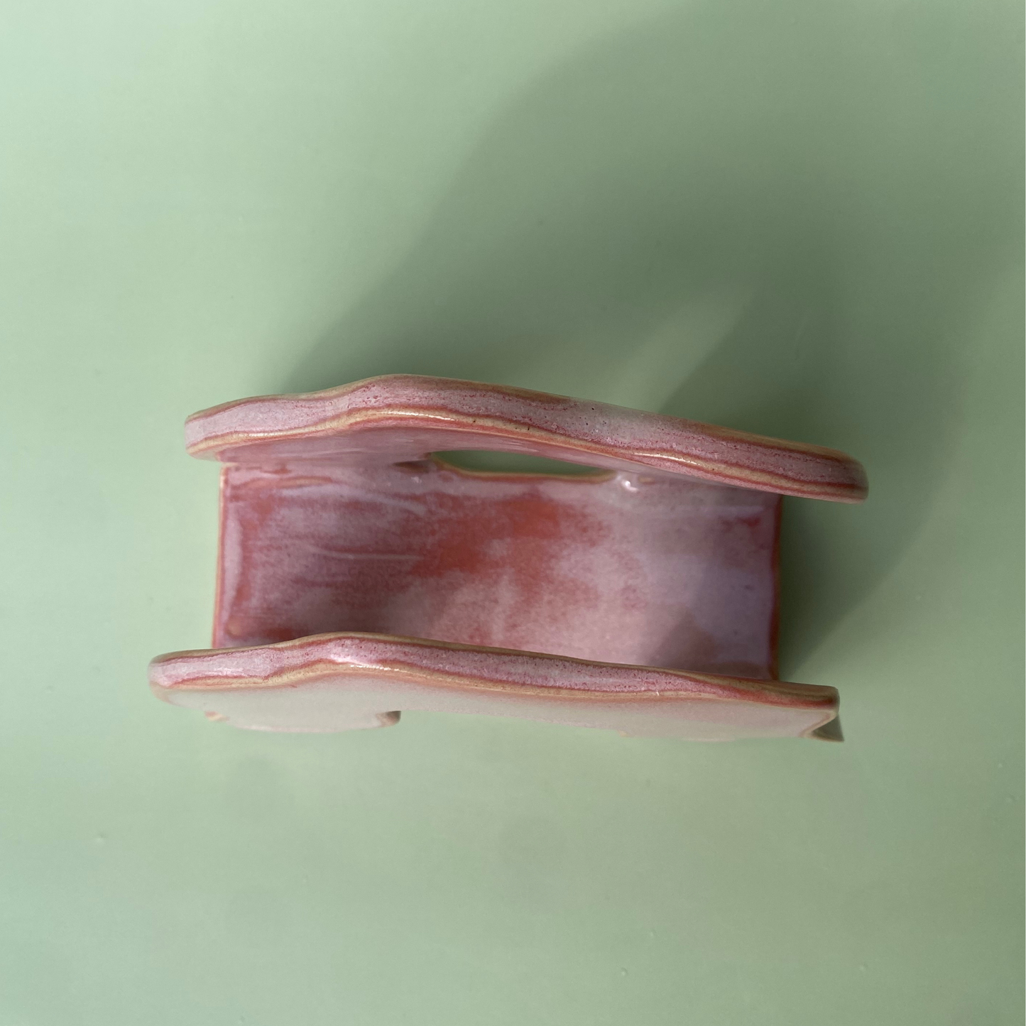 Wavy Napkin Holder in Petal (2)
